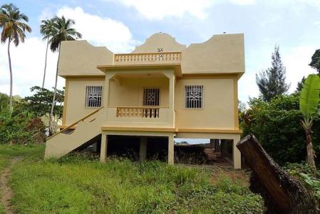 2 Bedroom House in Anse sol-dat, Saint Andrew, ドミニカ国