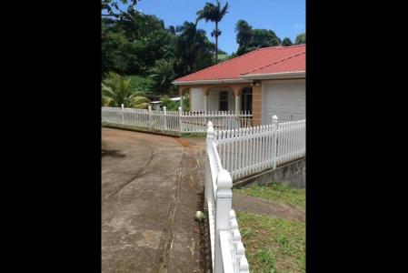 4 Bedroom House Plus 2 Bedroom Apartment Vieille Case, Saint Andrew, ドミニカ国