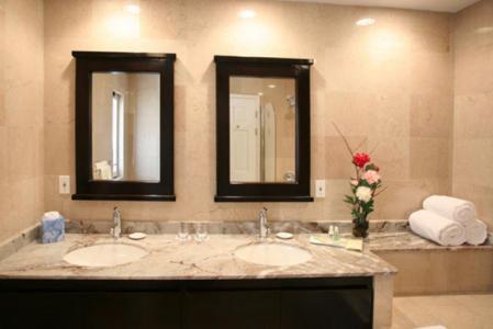 Princess Height 804, Oyster Pond, São Martinho