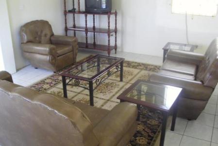 Two Bedroom Apartment in Cotton Hill, Saint John, Dominica