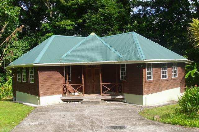 Bantridge, Pipirite Cottages, Saint Paul, Dominique