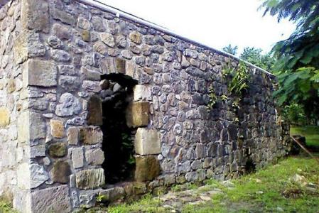 Rum Museum Property at Laplaine, Saint David, דומיניקה 