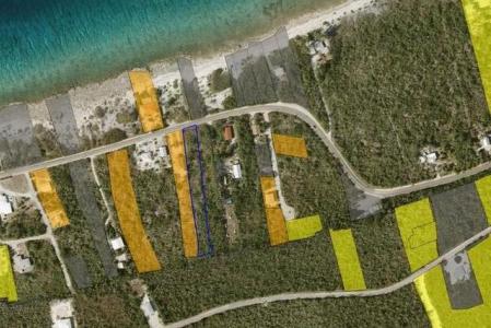 Brac Land 1.9 Acres Across From Beach, Cayman Brac, Isole Cayman