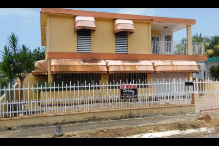 EJ-6 Maria Benitez St. Levittown, Toa Baja, Bayamón, Puerto Rico