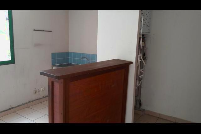 Centre d echange, POINTE A PITRE - Res. R. Nithila, Mairie, Pointe-à-pitre 97110, グアドループ