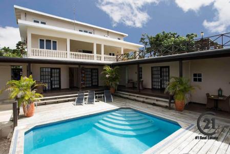 Jan Sofat Villa 9 + 4 Apartments, Spanish Water, קורסאו