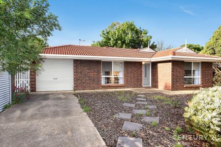 11 Caffrey Crescent, Port Willunga, SA 5173, أستراليا
