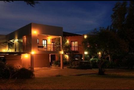 Happy Magnet, Lance Aux Epines, St.george's West Indies, Grenada