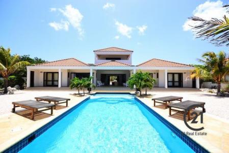 Rif St.Marie Ocean Front Villa 63, Coral Estate, 쿠라사우