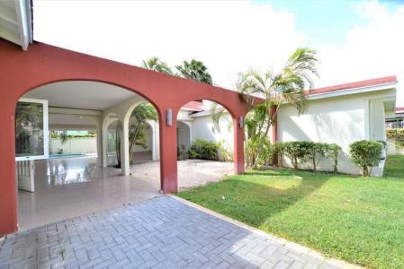 Rooi Catochi Villa 10, Willemstad East, Curazao