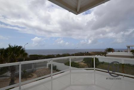 Vista Royal Ocean View Top Floor Apartment, Willemstad East, Curaçao