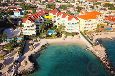 Beau Rivage Ocean Front Penthouse, Punda, Curaçao