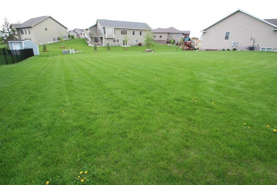 L 19 & B8 Moriarty Edgebrook Add Pinehurst, Brookings, Dakota Południowa 57006, USA