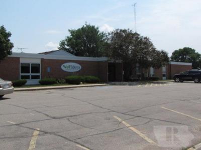 235 S Eisenhower Ave, Mason City, Iowa 50401, Stati Uniti