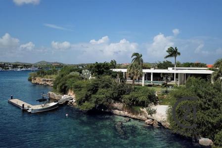 Seru Boca Estate Waterfront Villa, Spanish Water, Curaçao