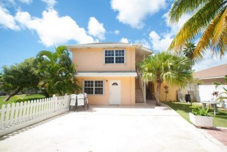 65, Hopefield Drive, Savannah Home And 2 Apartments, Savannah / Newlands, Grand Cayman, ケイマン諸島