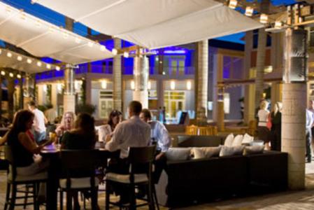 The Terraces at Camana Bay, Seven Mile Beach, Grand Cayman, איי קיימן