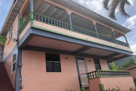 Two Storey Building in Castle comfort, Saint George, ドミニカ国