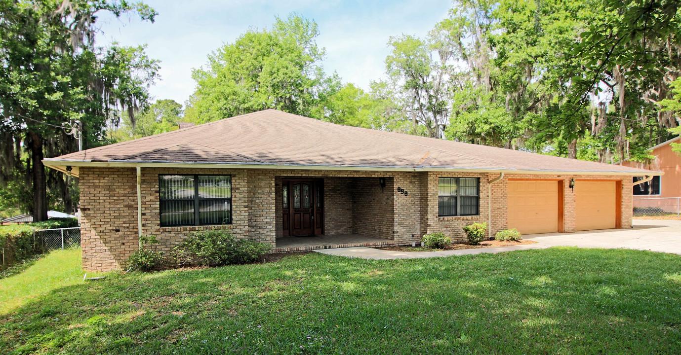 658 SE 4th Ave, Melrose, Florida 32666