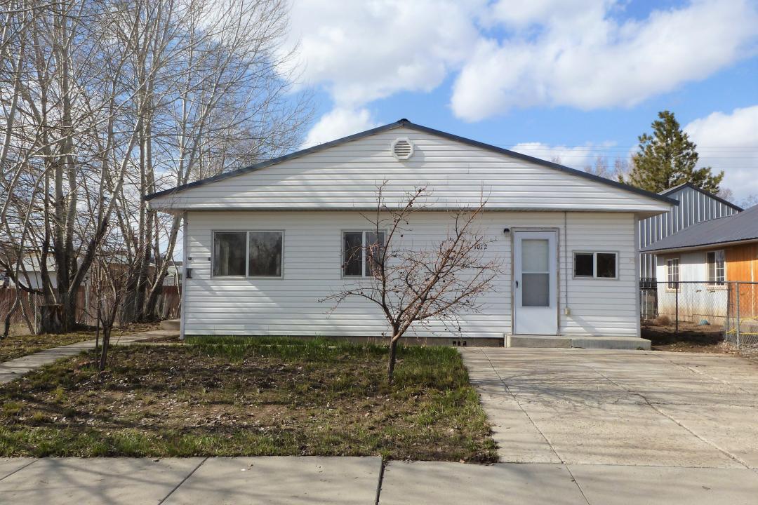 1012 Cedar St., Carlin, Nevada 89822