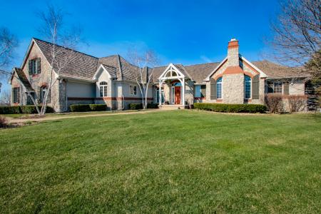 4500 Stoneridge Pt, Sioux City, Iowa 51106, USA