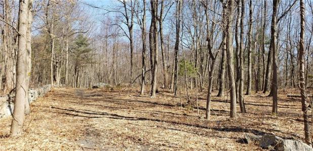 190-196 County Road, Southington, Connecticut 06489