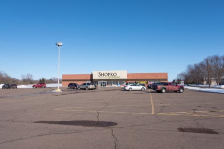 800 S Washington Ave, Madison, South Dakota 805065, USA