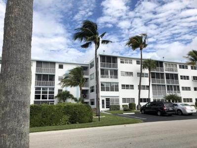 3221 NE 8th St 401, Pompano Beach, Florida 33062, USA