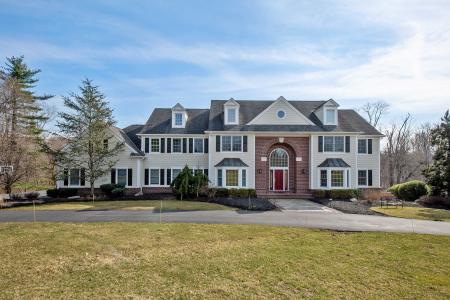 4 Keithwood Court, Titusville, New Jersey 08560