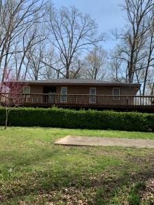 56 Cape Fair, Gilbertsville, Kentucky 42044, USA