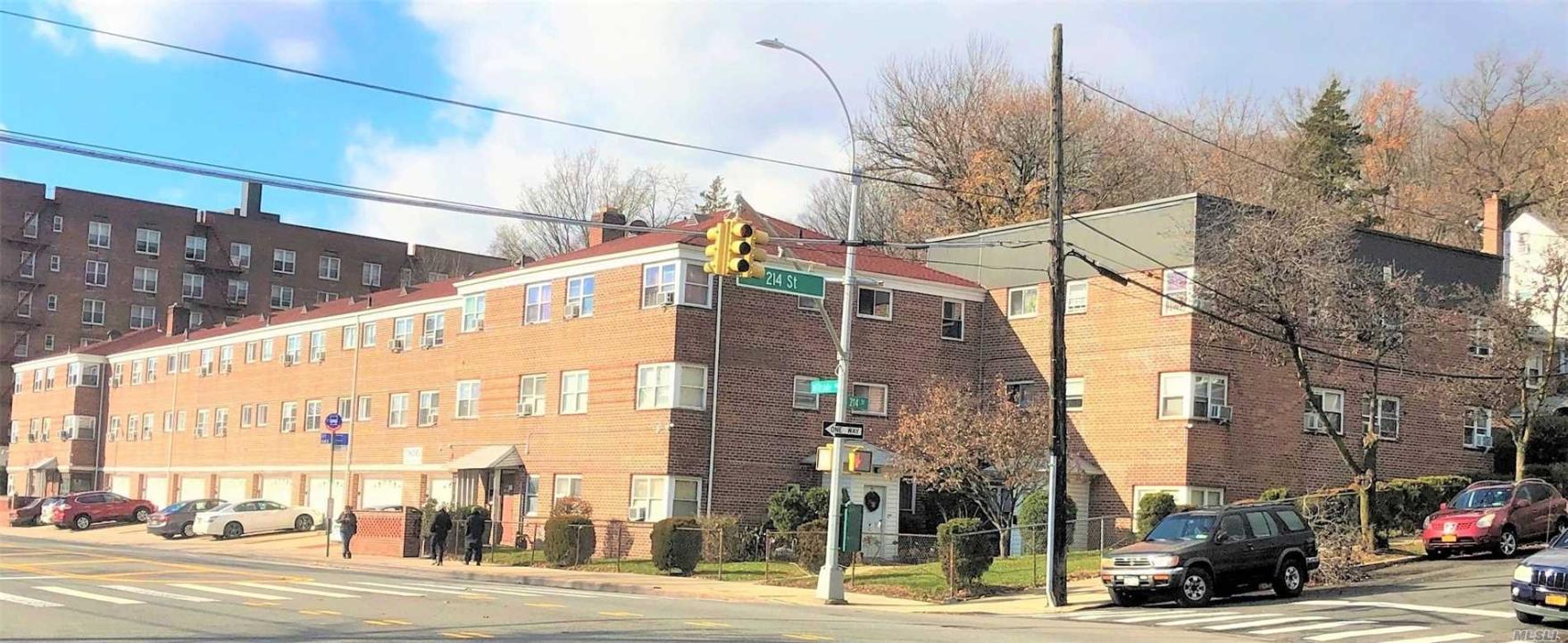 213-21 Hillside Ave, Queens Village, 纽约州 11427, 美国