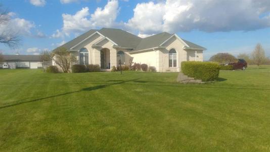 2448 Bluebush, Monroe, Michigan 48162, USA