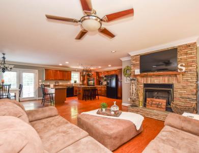 130 Carousel Lane, Stokesdale, 北卡罗来纳州 27357, 美国