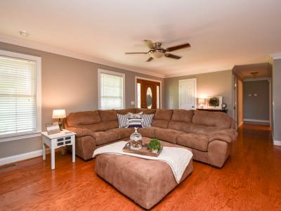 130 Carousel Lane, Stokesdale, 北卡罗来纳州 27357, 美国