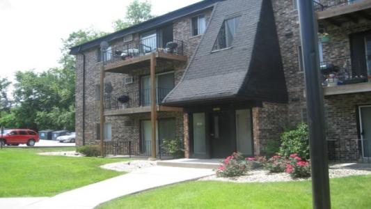 1005 E 194th St 304, Glenwood, Illinois 60425, USA