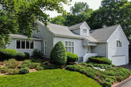 253 Ridgewood Dr, Rocky Hill, Connecticut 06067, USA