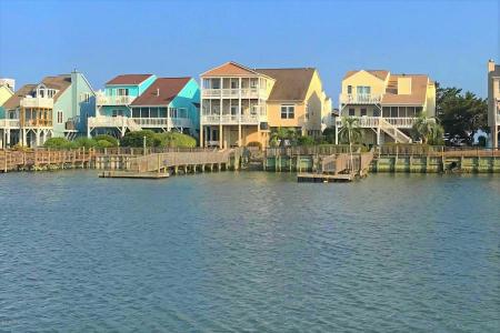 1503 Canal Drive, Sunset Beach, Karolina Północna 28468, USA