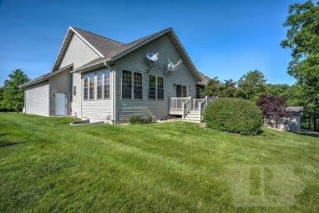 1703 Emerald Dr, West Burlington, アイオワ 52655, アメリカ合衆国