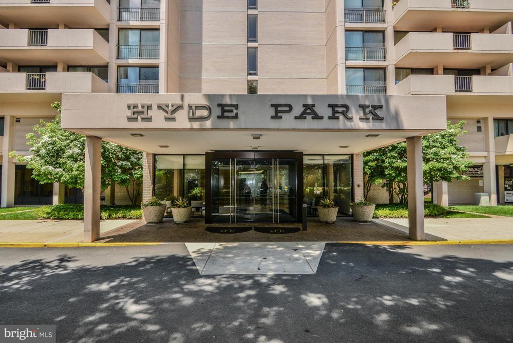 4141 Henderson Rd 322, Arlington, Virginia 22203