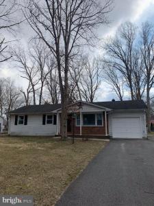 1041 Dirk Dr, Vineland, New Jersey 08360, USA