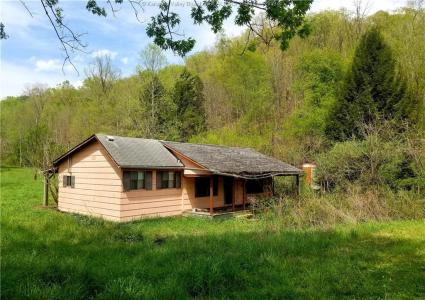 Rt. 1, Box 86, LeRoy, WV 25252, USA