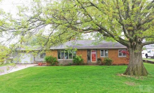 111 Concord, Burlington, Iowa 52601, USA