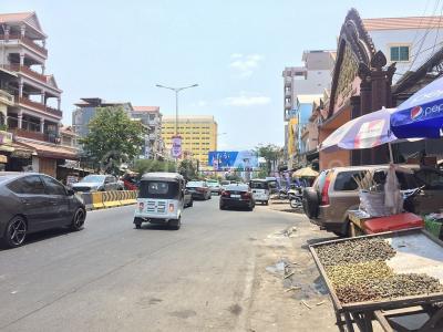 Phsar Daeum Thkov, Chamkar Mon, Phnom Penh, Cambodia