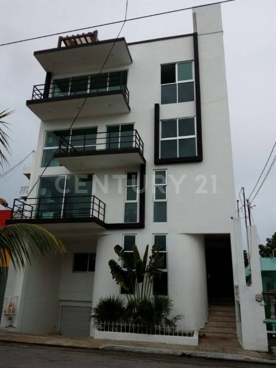 Calle 10 Nte. Fracc Zazil-ha, Solidaridad / Riviera Maya, 킨 타나 77720, 멕시코