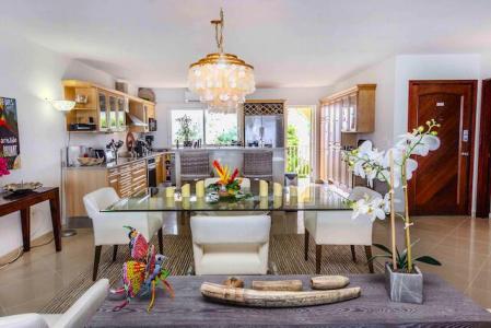 Modern Simpson Bay Beachfront Condo For Rent, 세인트마르턴