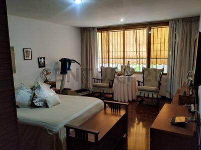 Miranda, Avenida El Centro, Calle Buena Vista Edificio La Paz, piso 1, apt 1B, Caracas, Miranda 1070, Venezuela