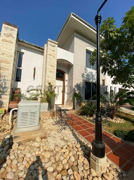 Calle 60A con Av 2 Villa Lago Virginia I, Maracaibo, Zulia 4002, Venezuela