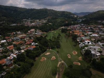 Urbanizacion Guataparo Country Club , Valencia, Carabobo 2001, Venezuela
