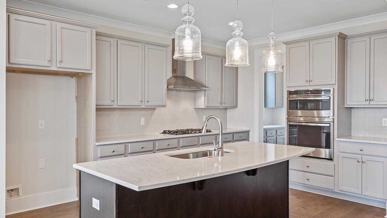 509 Wodin Pl, Carnes Crossroads, Summerville, South Carolina 29486