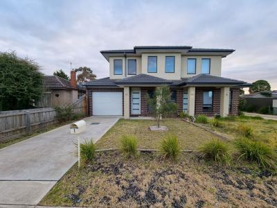 1/37 Koonawarra Street, Clayton, VIC 3168, Austrália